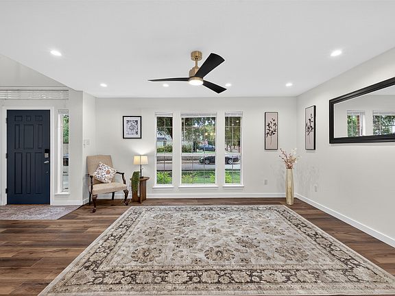 3rd image of 5512 Turtle River Ct