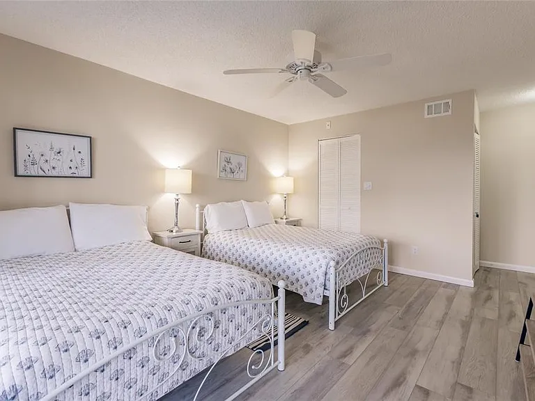 1055 W Peppertree Dr #506AA — Photo 13