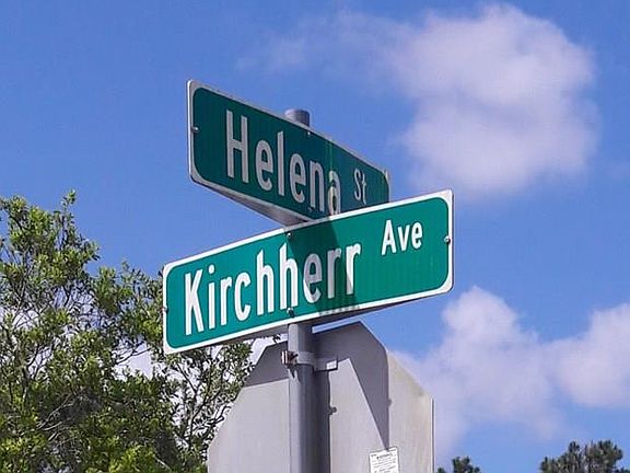 5th image of 4500 Helena St