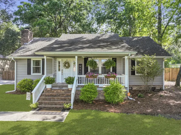 1337 Old Fort Rd, Moncks Corner, SC 29461