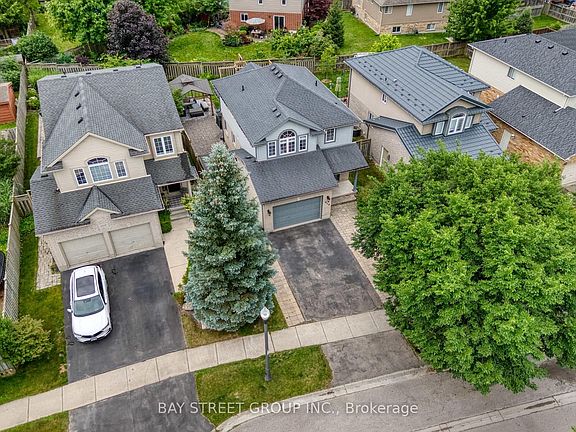 3rd image of 213 Hawthorne Rd