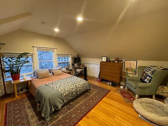1st image of 1141 N Emerson St #4
