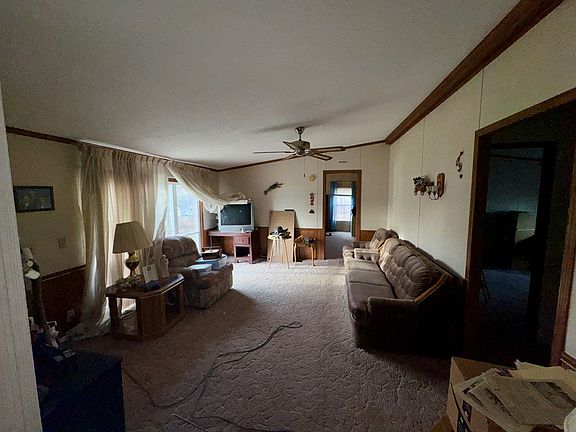 2nd image of 447 Old Airport Rd
