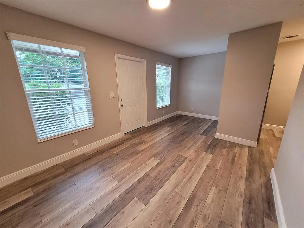505 N J St — Photo 4