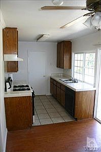 3rd image of 610 Wilshire Pl