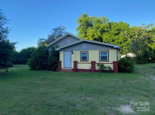 609 W Wall St, Lilesville, NC 28091