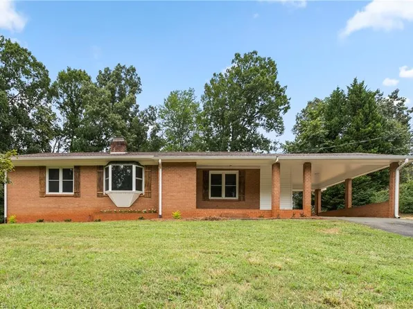 201 Webster Rd, Rural Hall, NC 27045