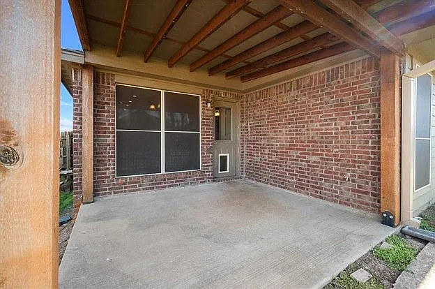 11305 NW 96th St — Photo 7