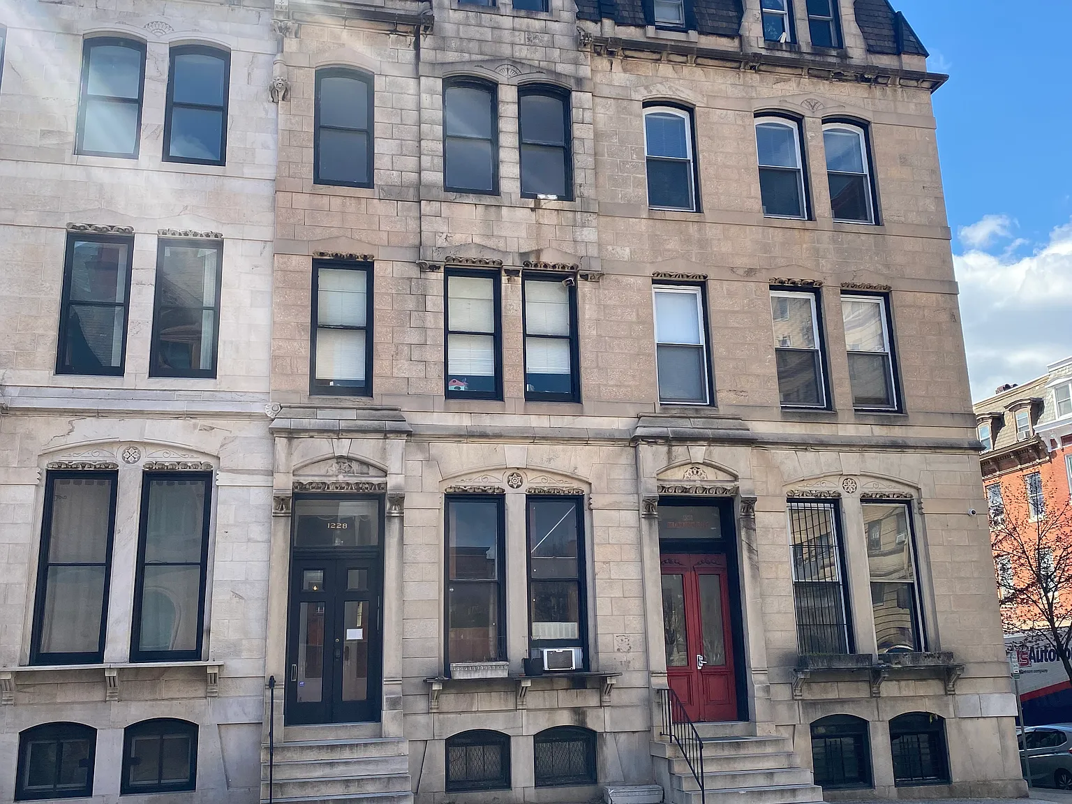 2 bed, 800 sqft, $1,500 — Photo 1