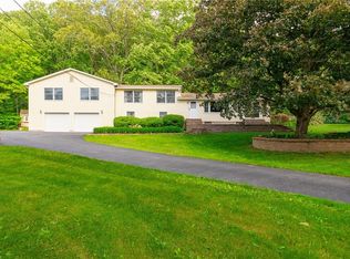 511 Cedar Ln, Staatsburg, NY