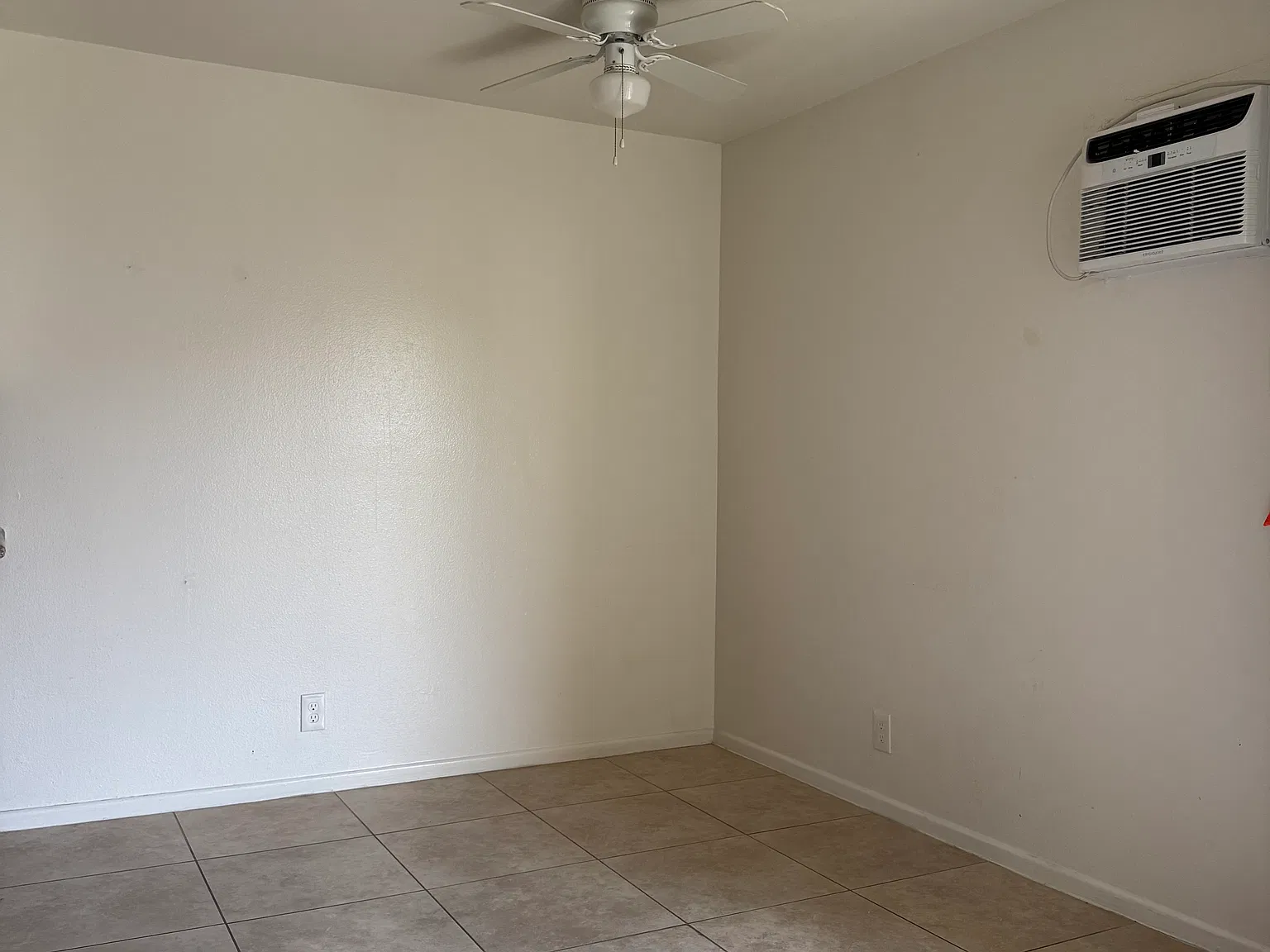 415 Pomelo Avenue — Photo 4
