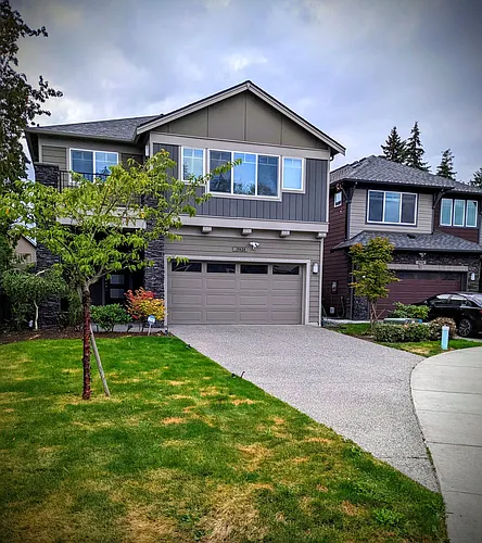 19424 2nd Ave W Photo 1