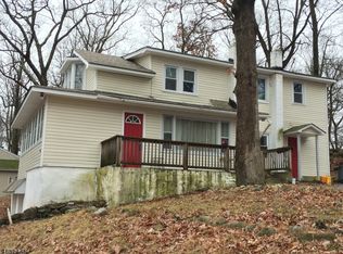 116A Monroe Trl, Hopatcong, NJ 07843