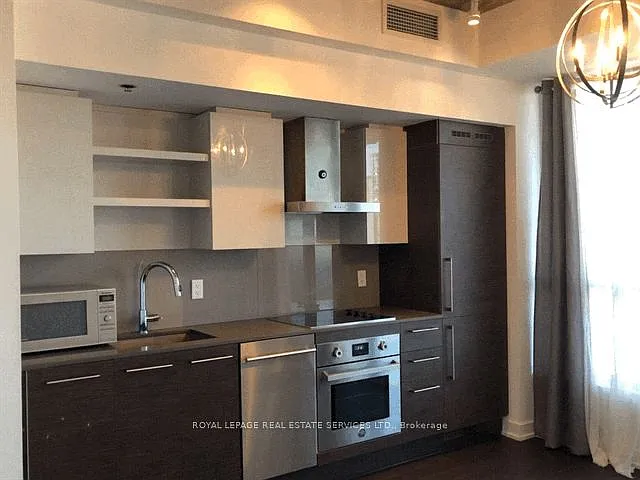 1030 King St W #LPH10 — Photo 3