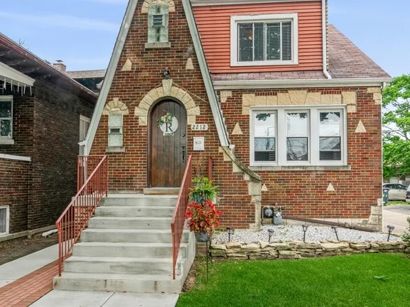 2212 Grove Ave, Berwyn, IL 60402