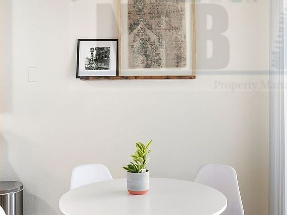 5th image of 1423 E 64th St #11006770