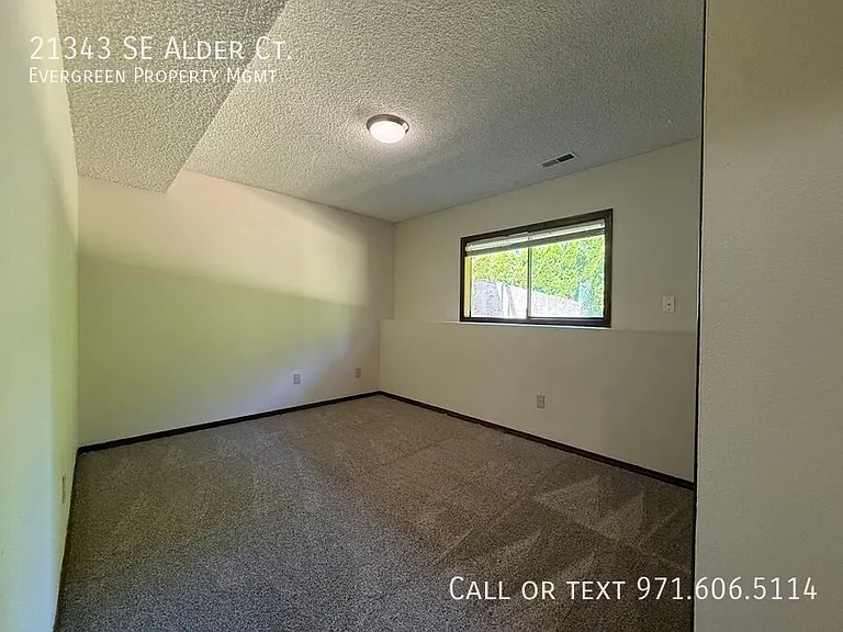 21343 SE Alder Ct — Photo 14