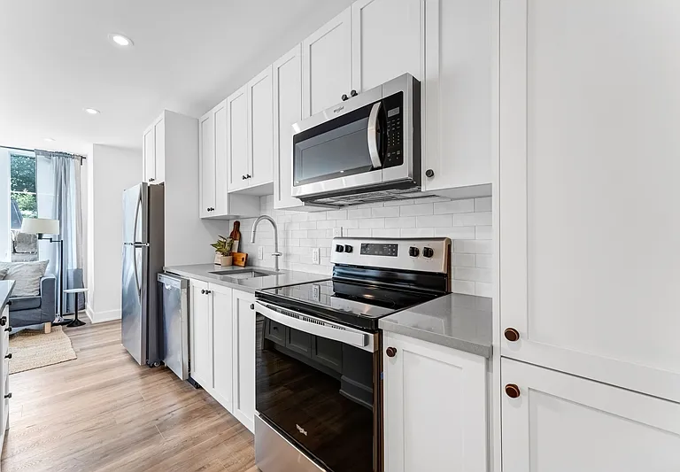 153 Sanford Ave #C — Photo 9