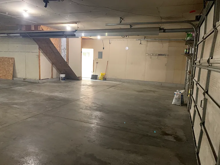 inside the huge 5 stall garage