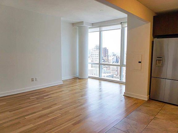 2nd image of 885 6th Ave APT 30A