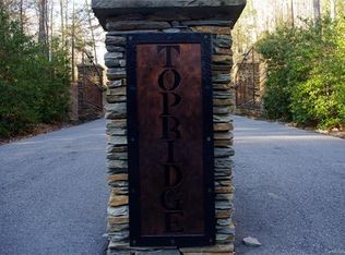 231 Top Ridge Ln, Hendersonville, NC 28792