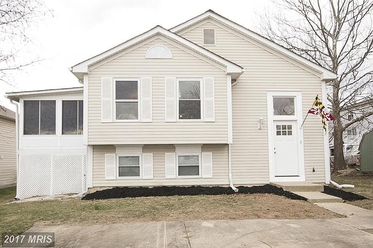 1st image of 886 Avon Dr