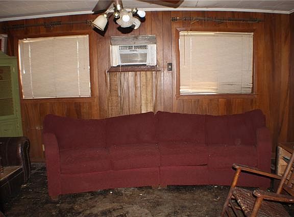 5th image of 1418 Loretto Ave