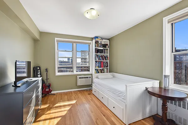 Sold by Julia B Fee Sotheby's International Realty | media 13