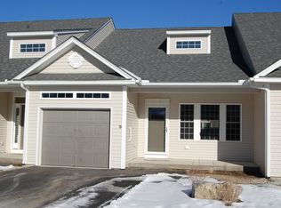 9 Chesterfield Ln UNIT 8D, Londonderry, NH 03053