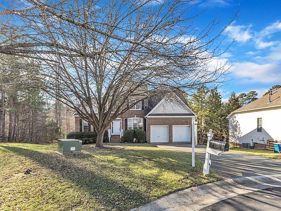 4th image of 3 Carylynn Ct