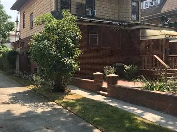2729 Bedford Ave, Brooklyn, NY 11210