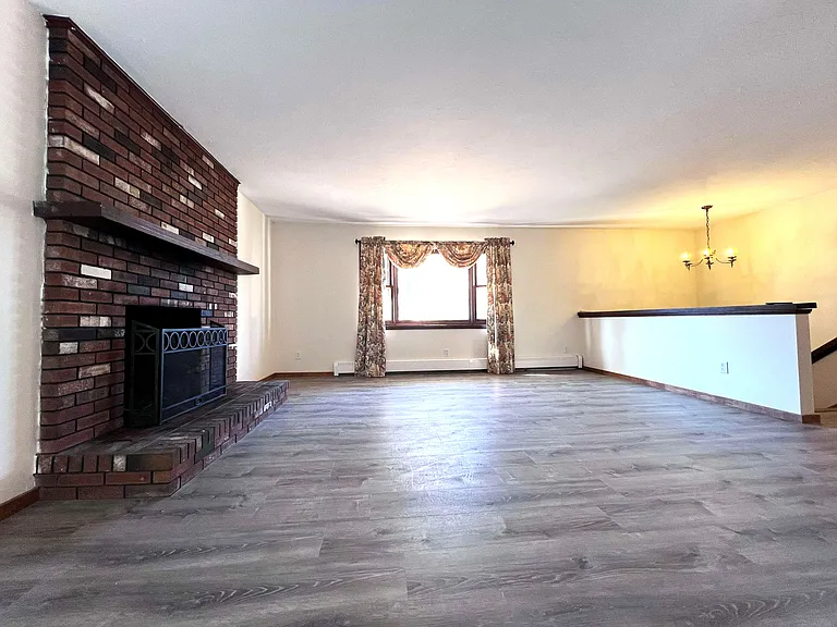 23 Hospital Rd #SINGLE FAMILY HOME — Photo 5