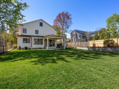 98 Beethoven Ave, Newton, MA, 02468
