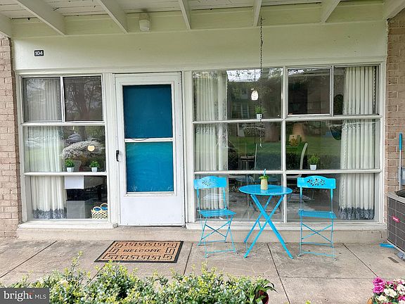 2nd image of 4921 Americana Dr APT 104