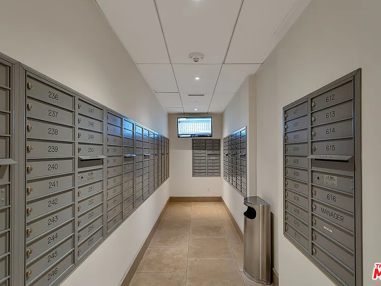1440 Veteran Ave #328 — Photo 48