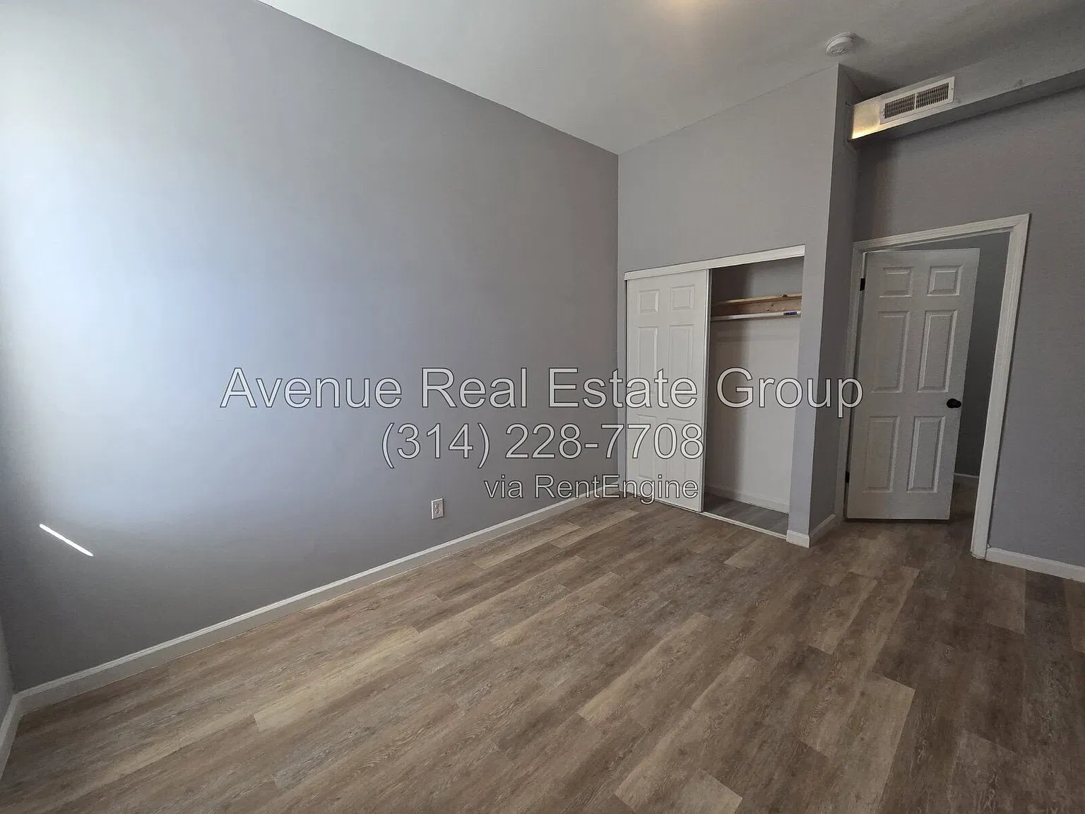 3 bed, 1.0 bath, $950 — Photo 3