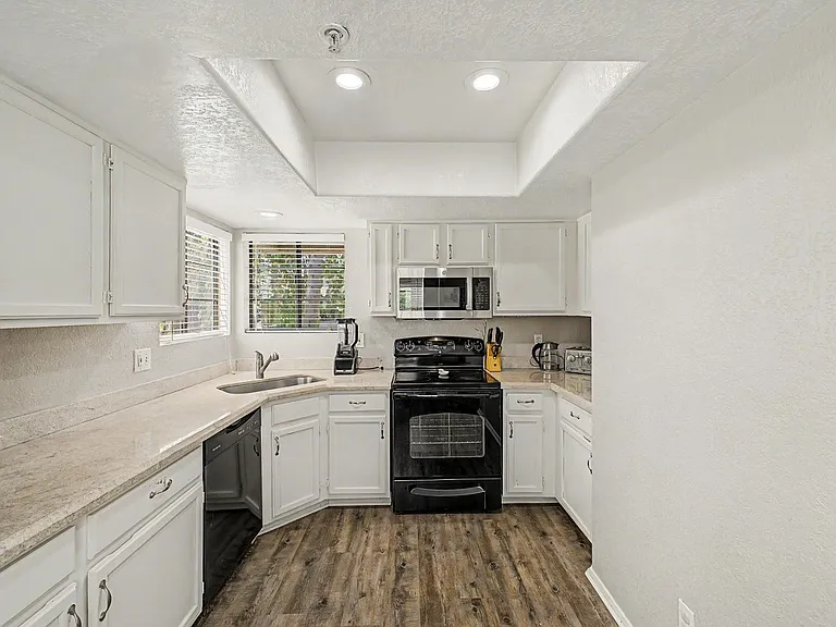 6885 E Cochise Rd #229 — Photo 11