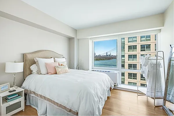 Rented by Douglas Elliman | media 26