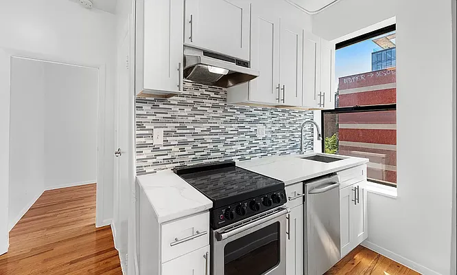 Rented by REAL New York | media 7