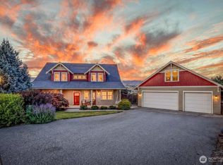 2610 Tuscany Ln, Malaga, WA 98828