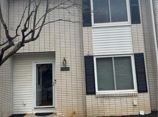 7553 Buttercup Rd, Macungie, PA 18062