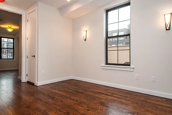 Rented by Nooklyn NYC LLC | media 120