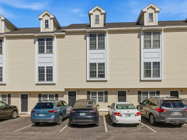 1039 Islington Street #4, Portsmouth, NH 03801