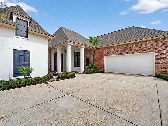 5th image of 36114 Bluff Oaks Ave