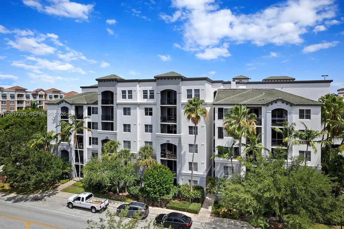 Building Photo - 1690 Renaissance Commons Blvd #1128