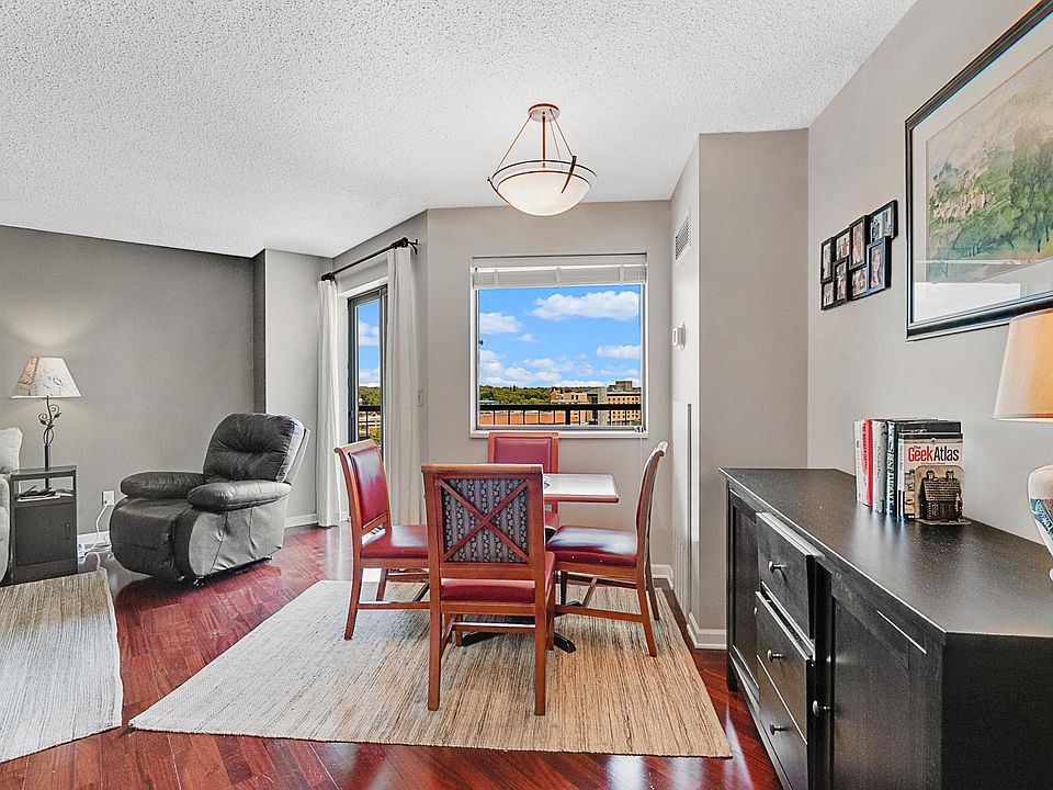 1st image of 78 10th St E Unit 1709
