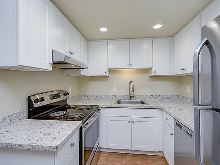 Stonebridge Apartments — Photo 89