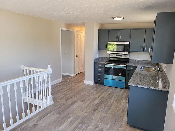 2nd image of 1067 E Sego Lily Dr