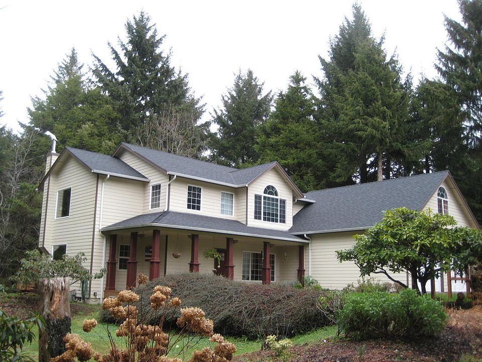 1st image of 261 SE 130th Dr