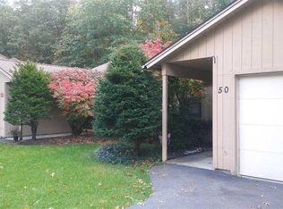 50 Wake Robin Rd, Malta, NY 12020